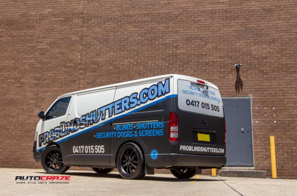 TOYOTA-HIACE-SKITCH-SATIN-BLACK